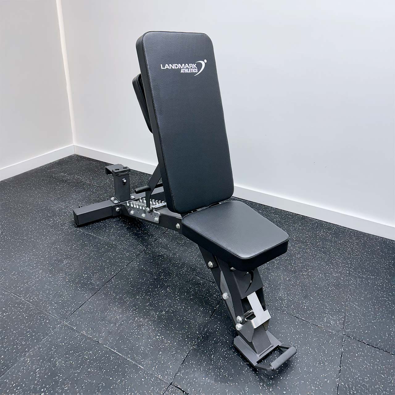 Foldable Headrest for Unobstructed Overhead Training