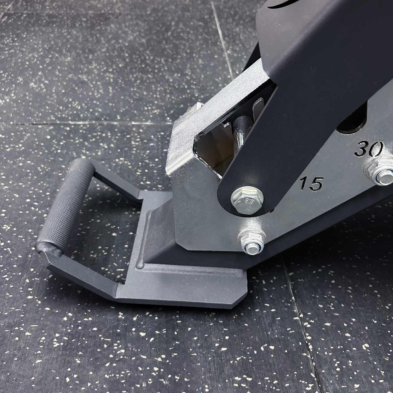 Knurled Front Handle for Secure Grip