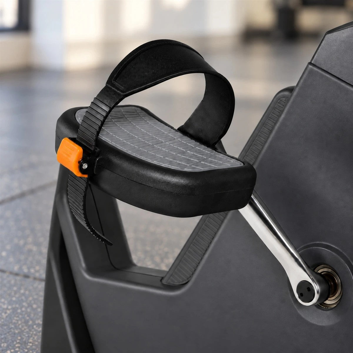 3G Elite RB X oversized pedal with quick-adjust clip strap